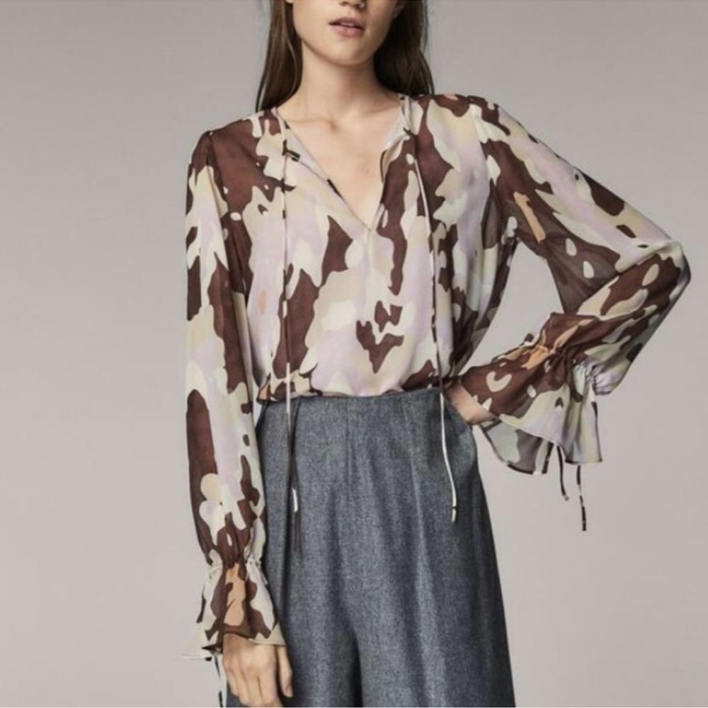 Massimo Dutti Abstract Camo Print romantic feminine keyhole blouse size 4 - Picture 2 of 11